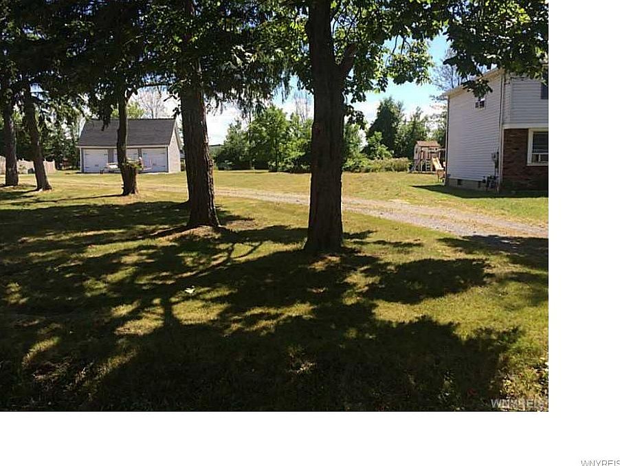 2nd image of 221 Seneca Creek Rd