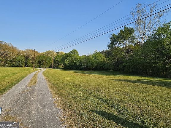 2nd image of 722 Prospect Rd
