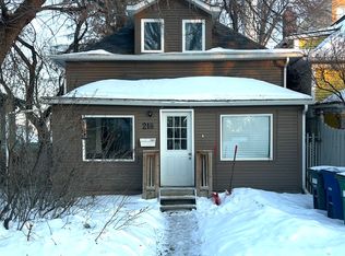 218 Avenue E N, Saskatoon, SK S7L1R7