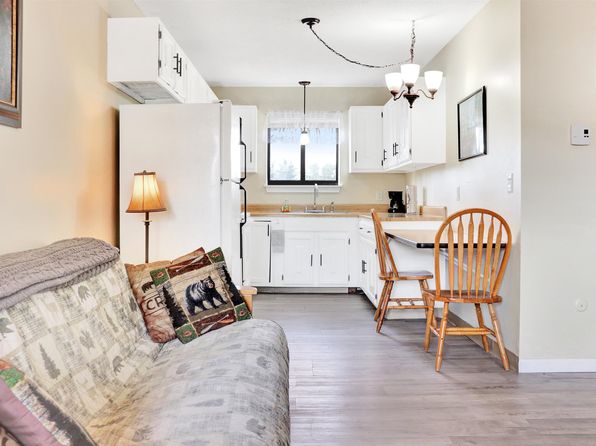 42 Wylie Court #9, Conway, NH 03860