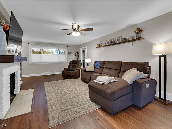 4th image of 7435 Forest Hill Ave