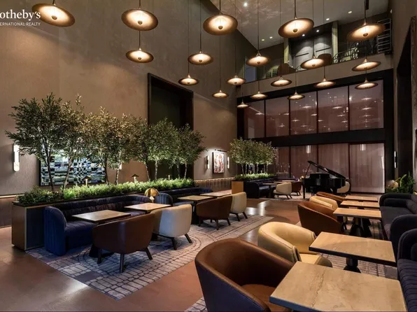 111 West 56th Street image 20 of 21