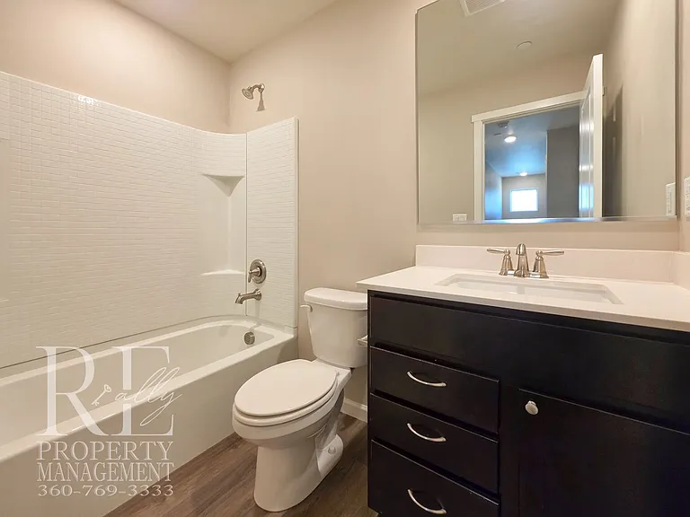 106 McNeal Ave — Photo 15
