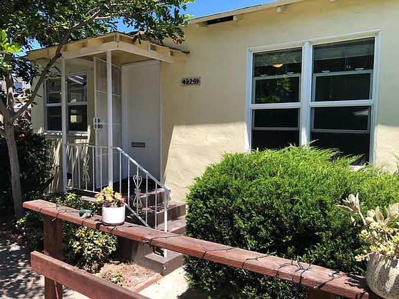 4376 1/2 Utah - available cottage