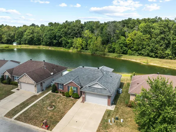 3900 Bronson Ln, Evansville, IN 47711