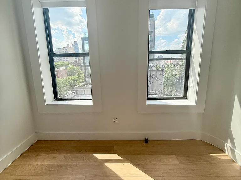 169 Sullivan St #19 — Photo 9
