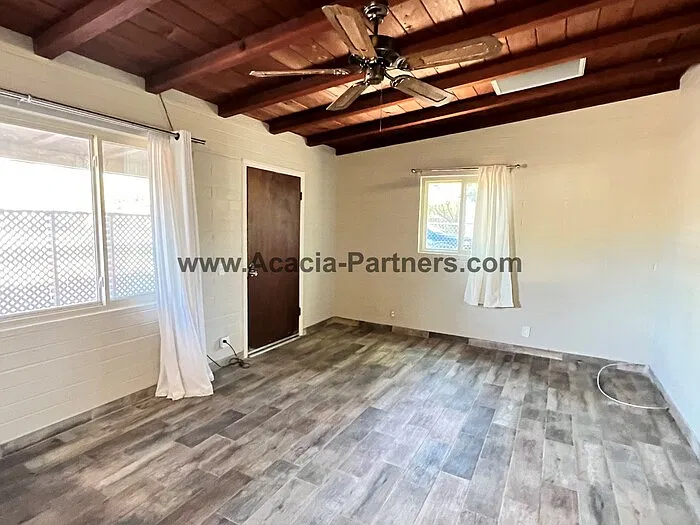 2 bed, 1.0 bath, 798 sqft, $1,295 — Photo 3