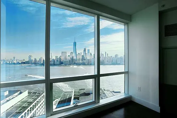 Sold by Weichert/Exchange Place | media 4