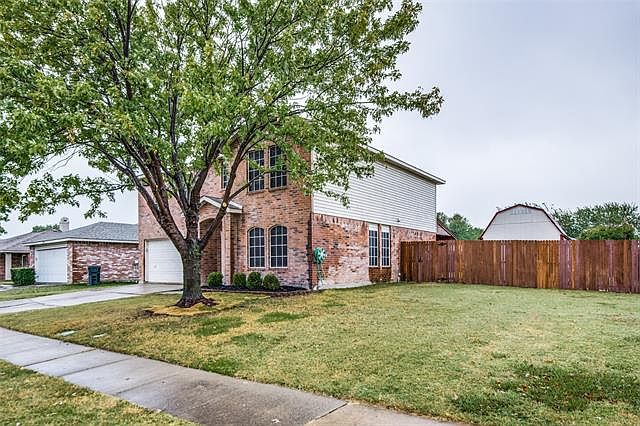 1st image of 2632 Pecan Dr