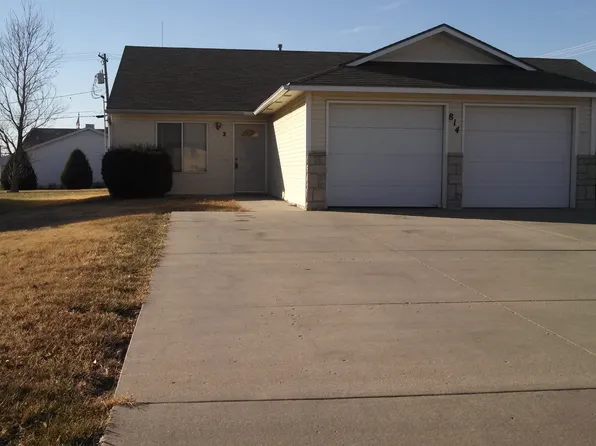 814 Windwood Dr, Junction City, KS 66441