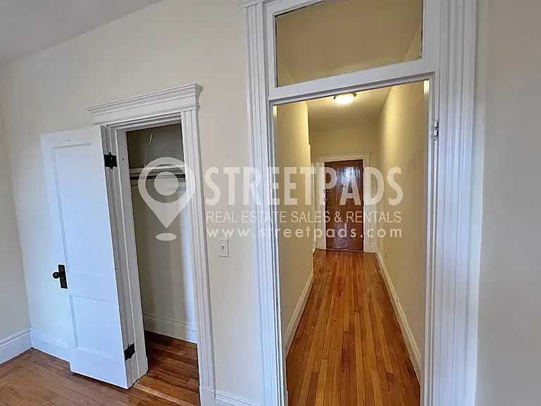 33 Park Dr #12 — Photo 7