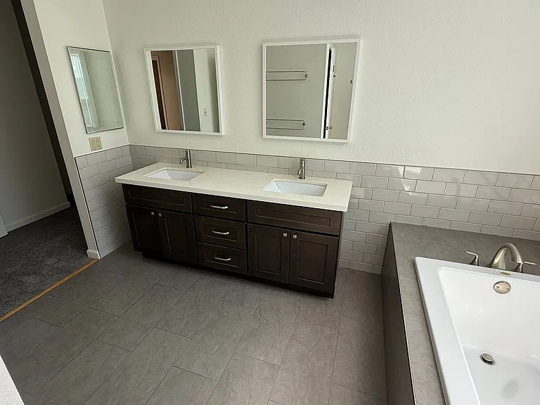 6252 Ridgemont Dr — Photo 9