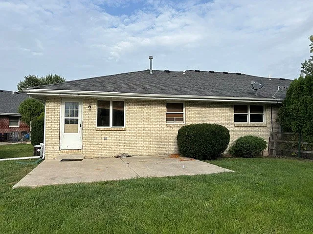 2 bed, 1968 sqft, $2,000 — Photo 4