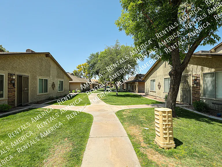 1254 N 85th Pl — Photo 37