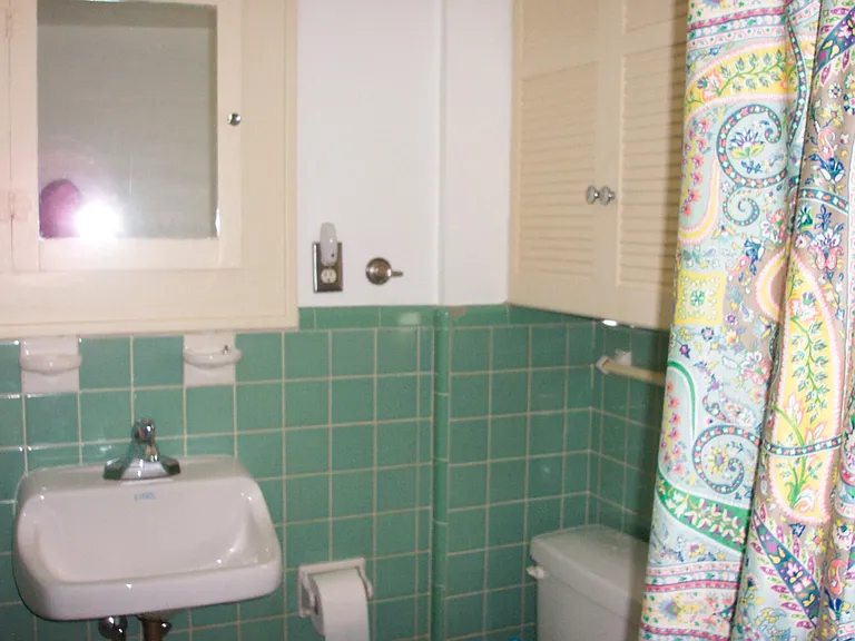 upstairs bathroom