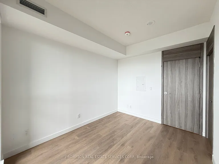 18 Esther Shiner Blvd #1205 — Photo 16