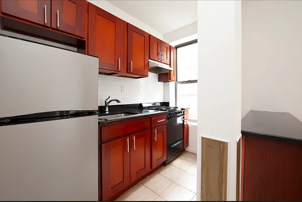 Rented by R New York | media 10