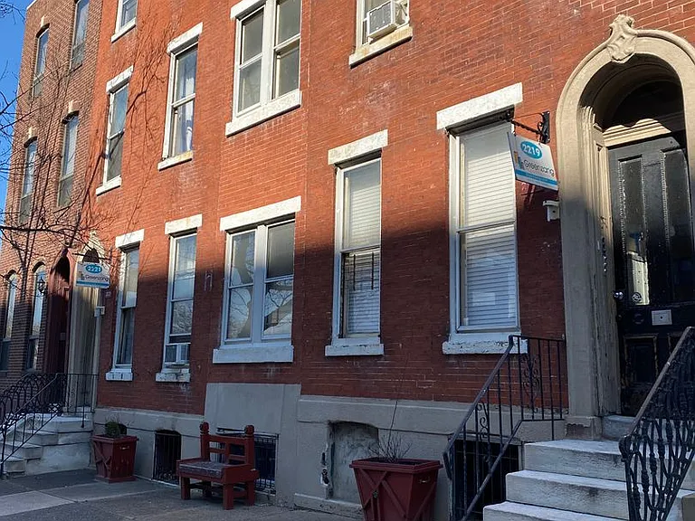 2219 Spring Garden St #2221 — Photo 1