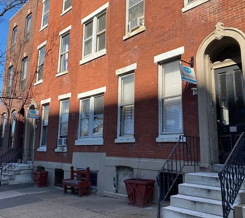 2219-2221 Spring Garden Street