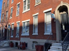 2219 Spring Garden St, Philadelphia, PA