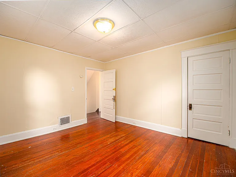 2119 Slane Ave #2 — Photo 8