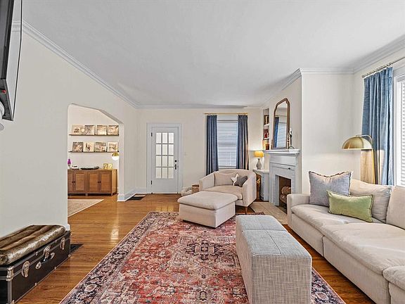 5th image of 1616 Walnut St