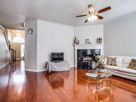 4th image of 1818 Oak Bend Ln