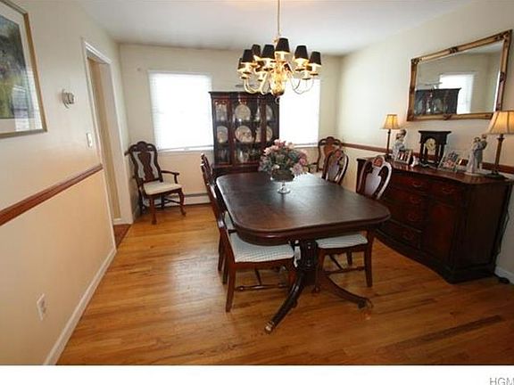 5th image of 2 Beech Ln