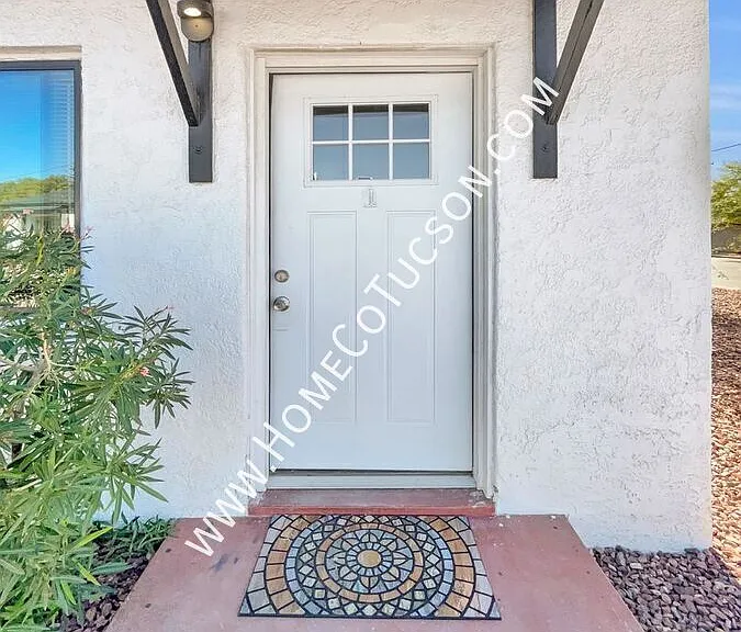 2714 N Hopi Pl — Photo 3