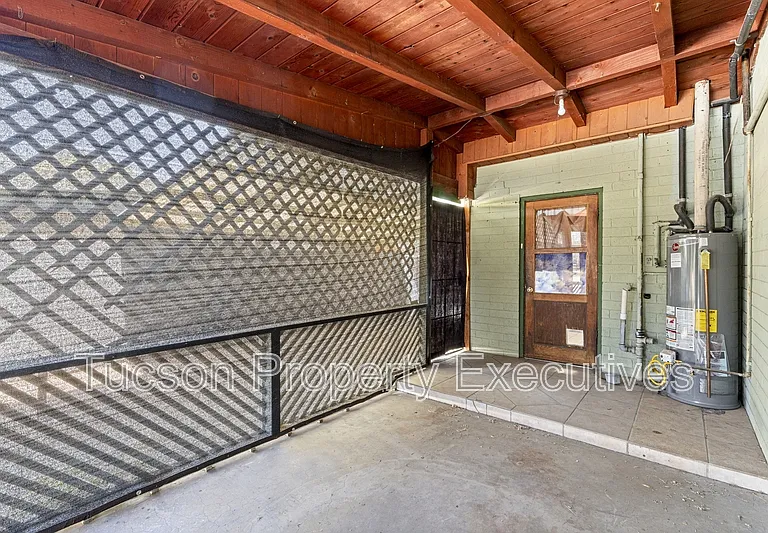 1615 E Adelaide Dr #4 — Photo 22