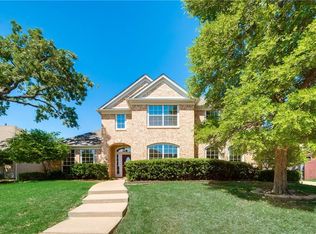 913 Rolling Ridge Dr, Keller, TX 76248