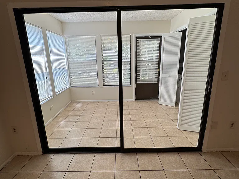 2155 Bancroft Pl — Photo 6