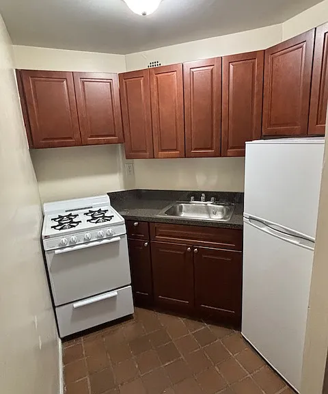 1729 1st Ave #5F — Photo 4