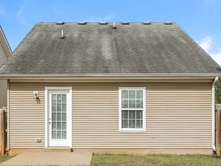 2726 Apostle Ln — Photo 17