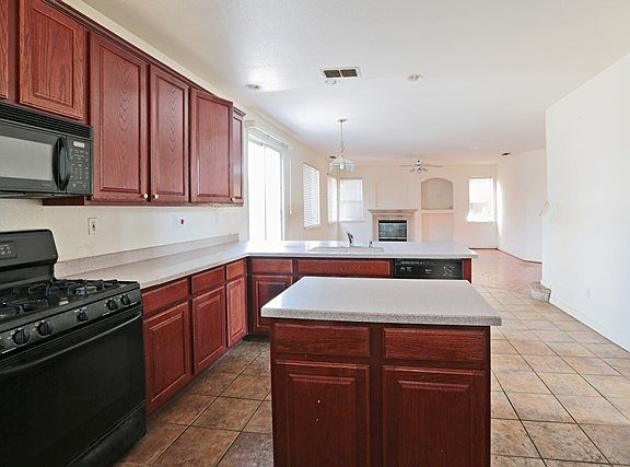 5th image of 3972 Black Butte Cir