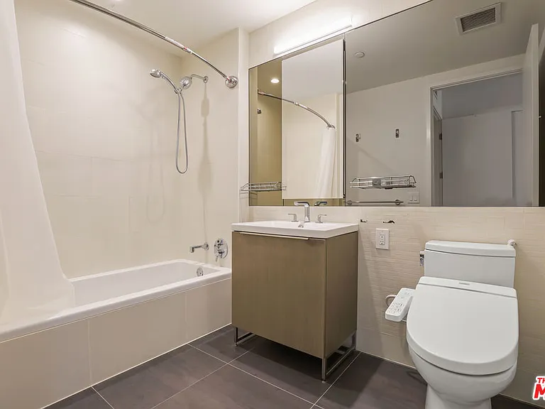 889 Francisco St #2011 — Photo 19