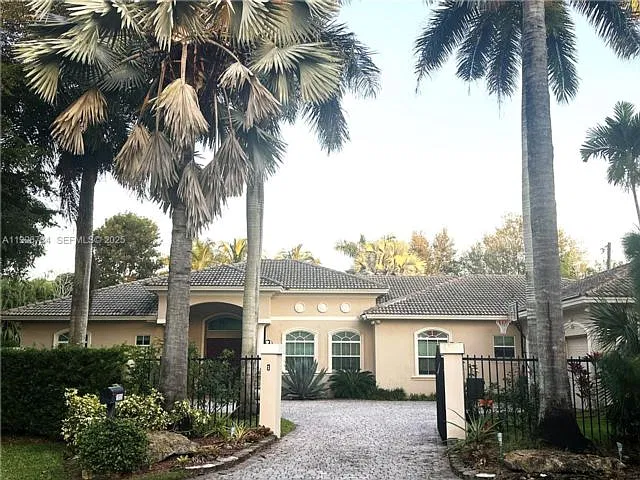 15335 SW 80th Ave — Photo 4