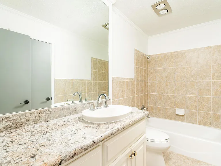 New upgraded main bath on top floor