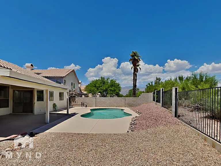 137 S Nightfall Ave — Photo 29