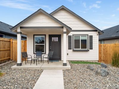 3246 NW 9th St, Redmond, OR, 97756