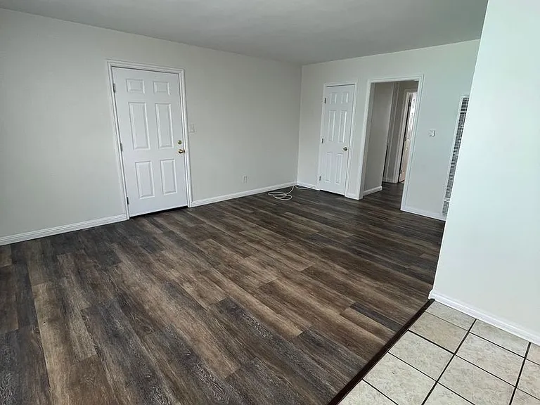 1444 Chestnut Ave — Photo 2