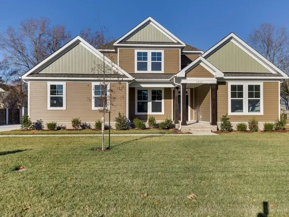 1225 Waters Rd, Chesapeake, VA 23322