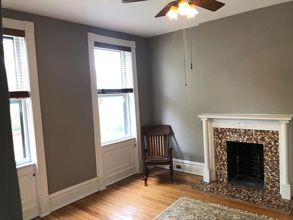 Living or Extra BedRoom
