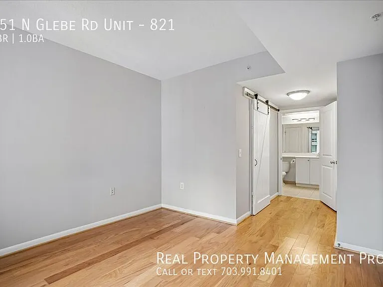 851 N Glebe Rd #821 — Photo 18