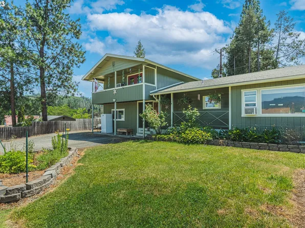 191 Johnson St, Canyonville, OR 97417