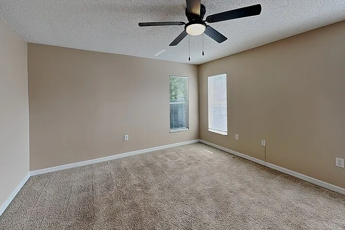 7132 Waxwing Dr — Photo 9