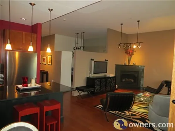 6340 Clayton Rd APT 203, Saint Louis, MO 63117