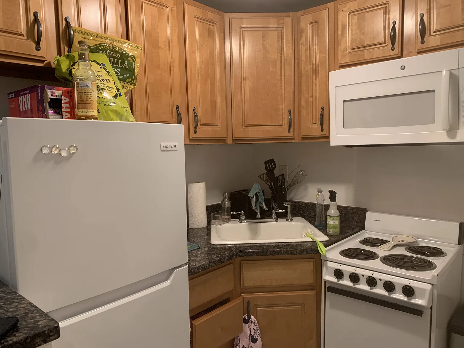 379 Commonwealth Ave — Photo 2