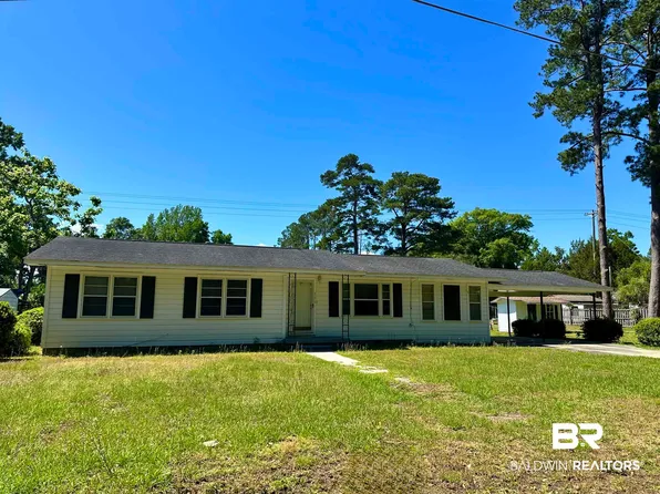 106 Anne St, Brewton, AL 36426