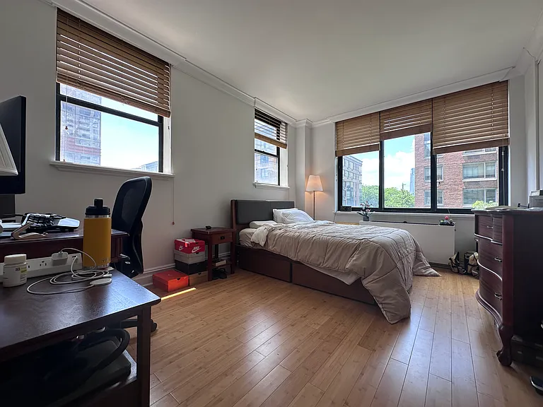 99 Battery Pl #5D — Photo 3